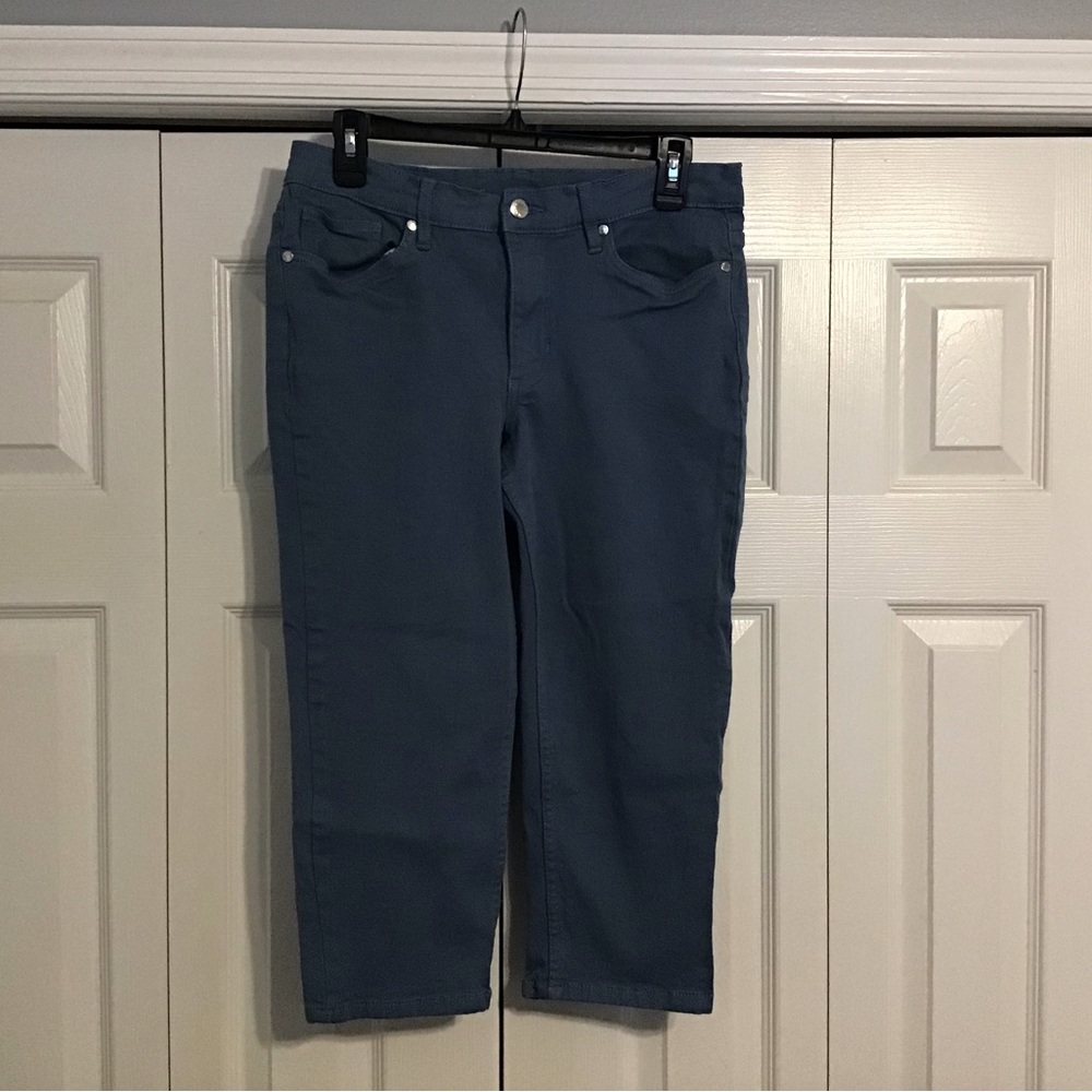 Venus Jeans Cropped 19 inch inseam